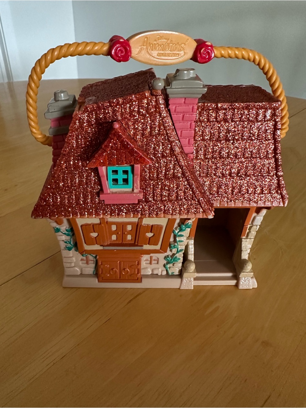 Disney Animators’ Littles Collection Belle’s Cottage Beauty and the Beast - Picture 4 of 8
